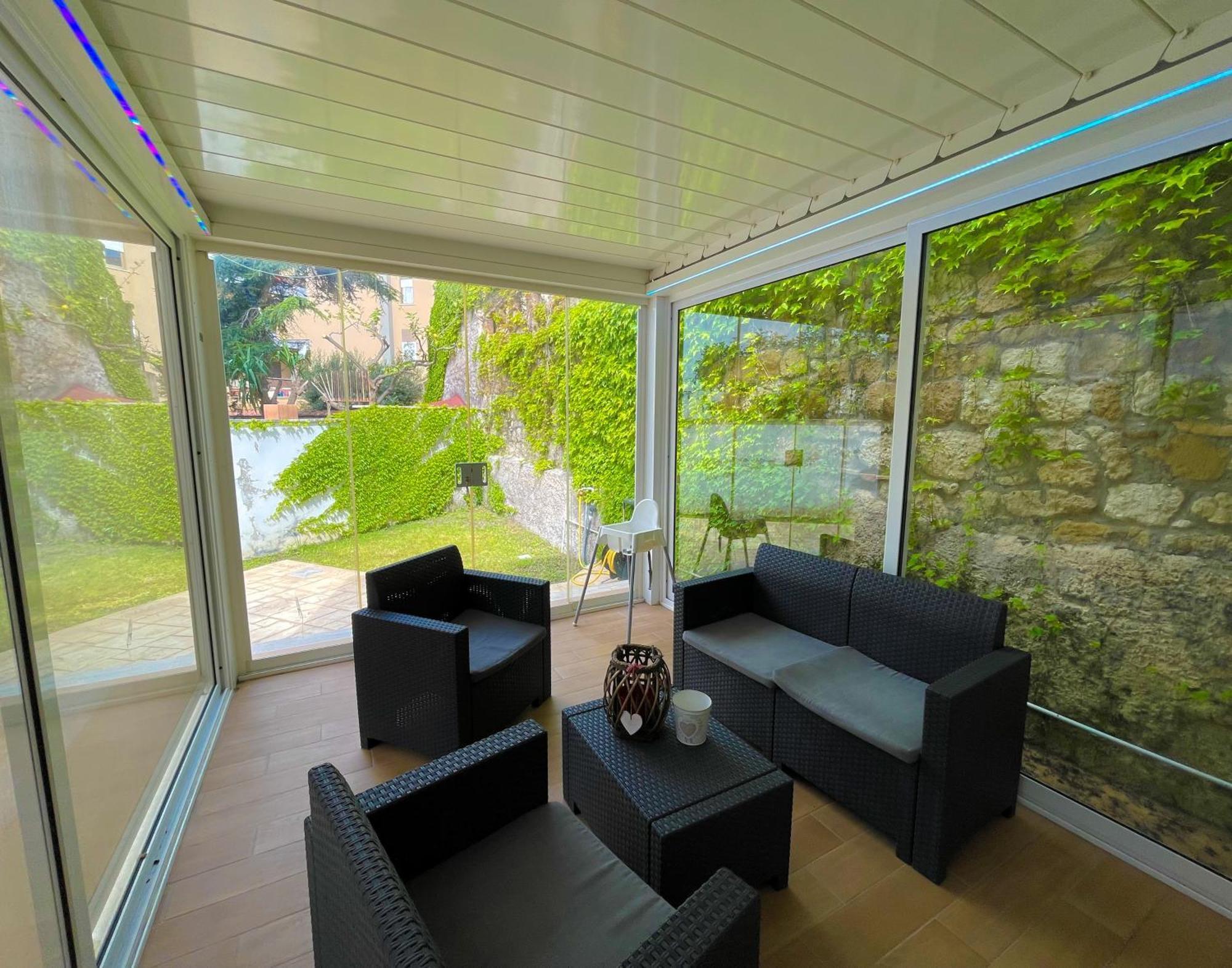 The Shabby House - Charming Seaside Retreat In Central Anzio, Steps From Beach And Train Station 외부 사진